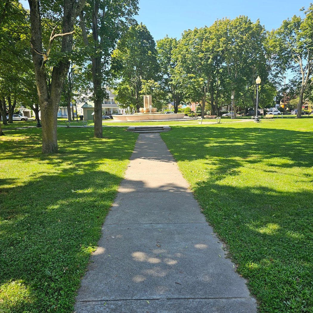 Lippitt Memorial Park 3