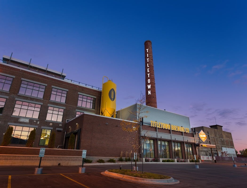 Titletown Brewing Company & Sky Lounge 3