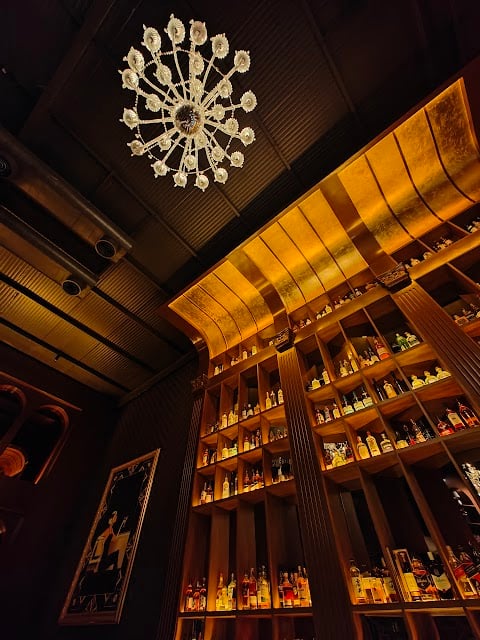 10 Speakeasy 3