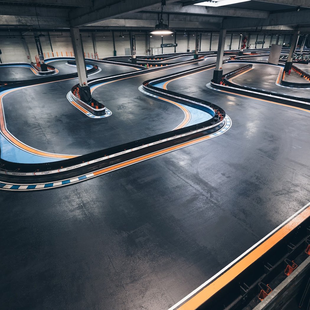 AEROKART - Karting, Chute Libre Indoor, Escape Game. Particuliers - Entreprises - Evènements 2