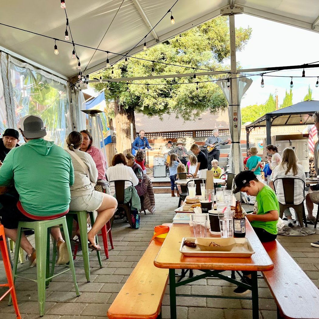 Blazers Smokehouse & Beer Garden 1