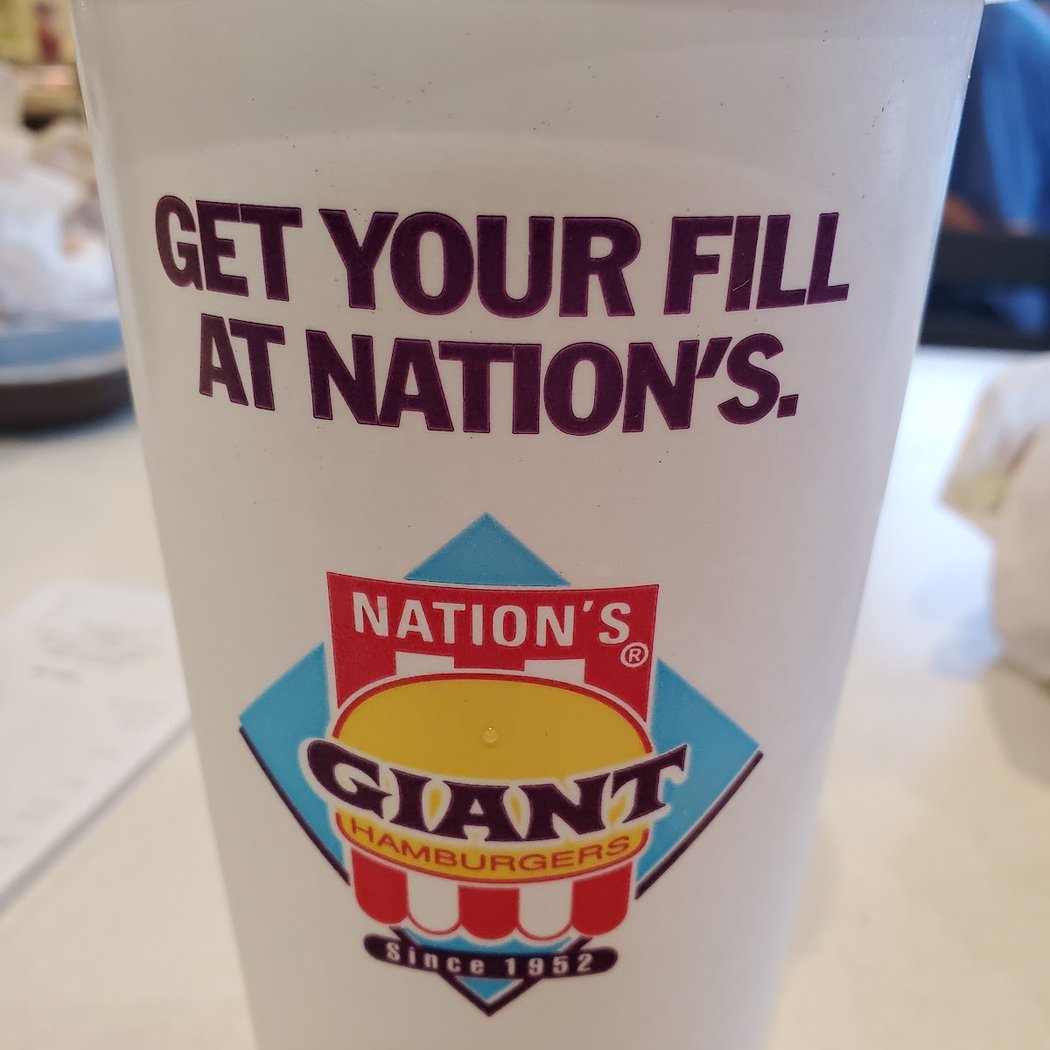Nation's Giant Hamburgers & Great Pies 3