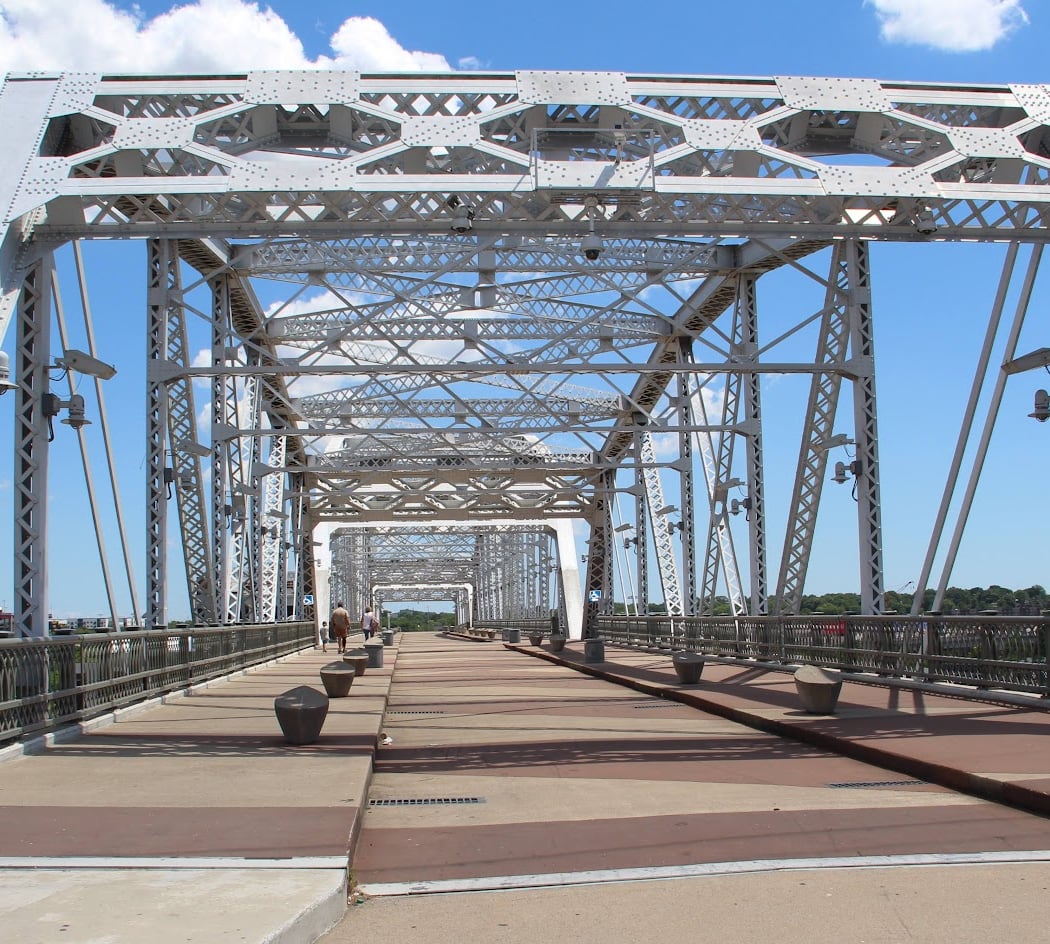 The John Seigenthaler Pedestrian Bridge 2