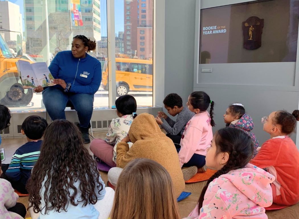 Robinson's Readers: Story Time and Craft 1