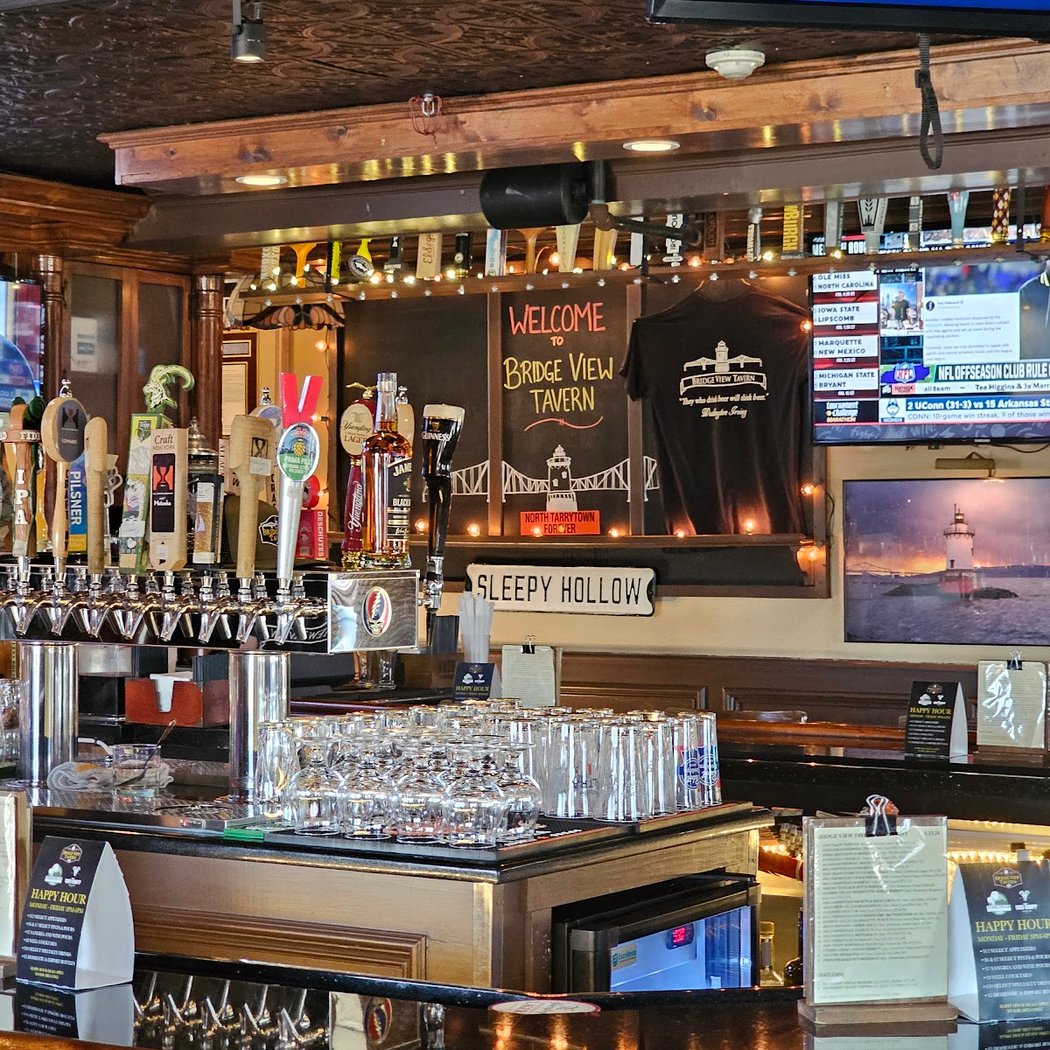 Bridge View Tavern 1