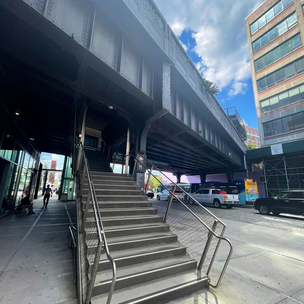 Chelsea Market Ramp from High Line 1