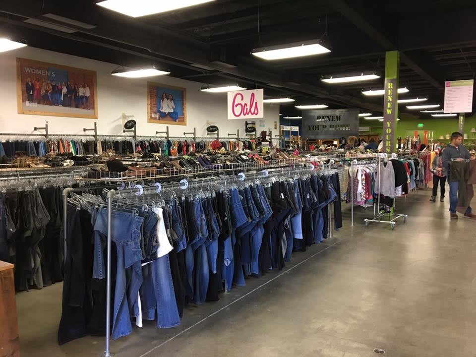 Crossing the Jordan Thrift Store Rohnert Park 3