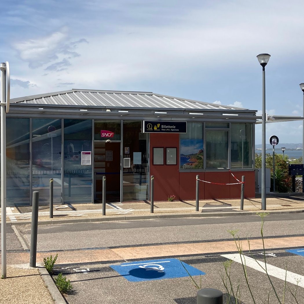 Vitrolles-Aéroport-Marseille-Provence 3