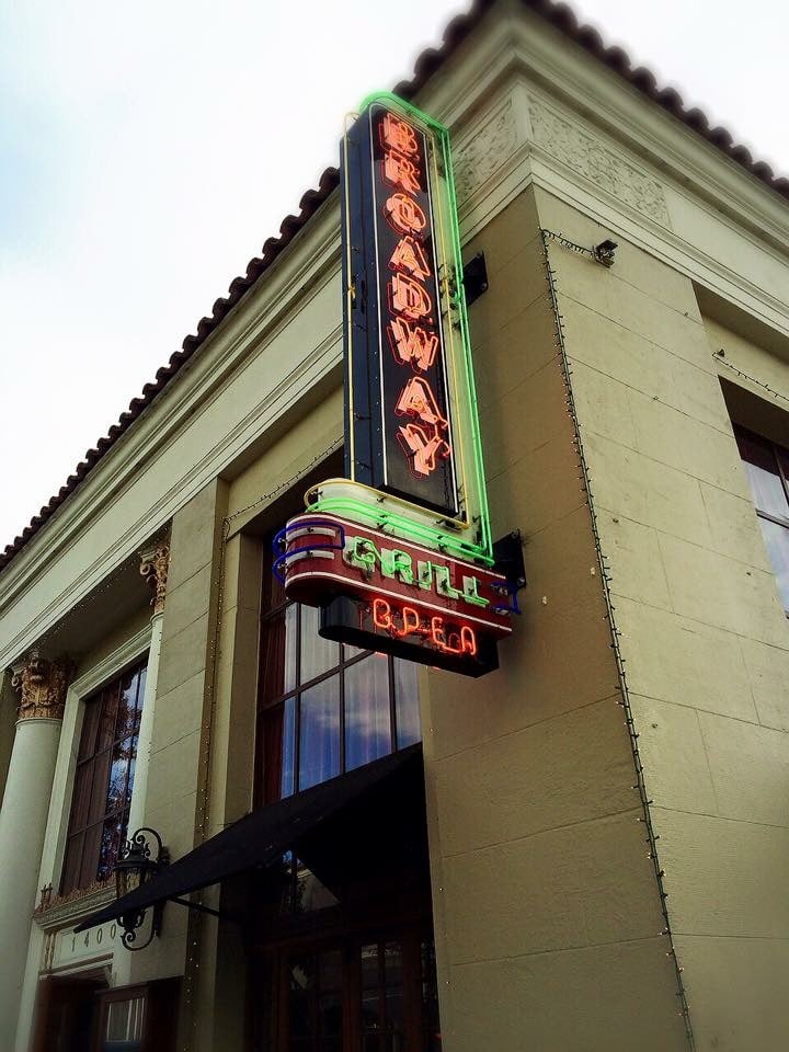 Broadway Grill 2