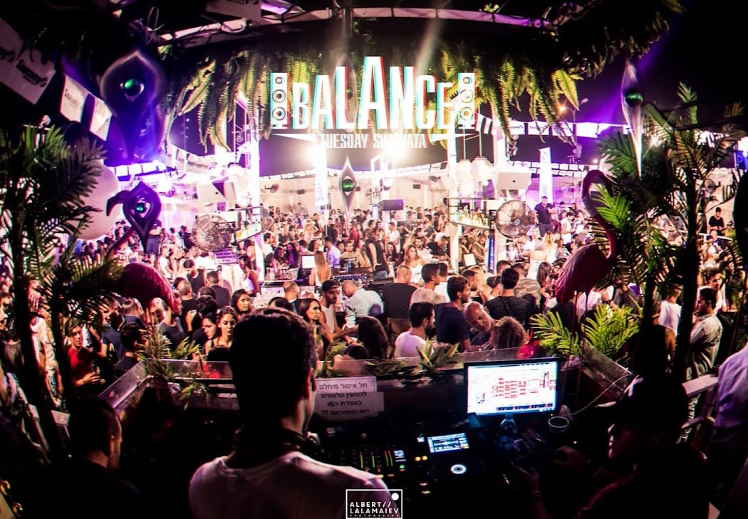 Saturday Day Party: DARCO x Castanieta Live 2