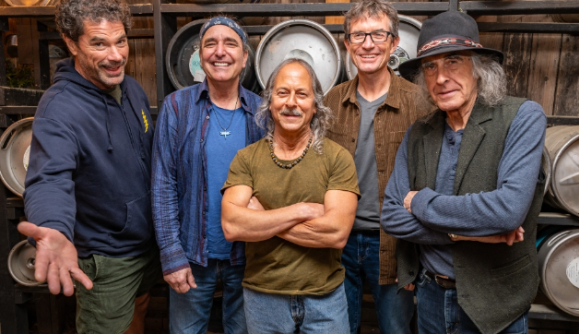 Skeleton Crewe ft. Rob Barraco, Barry Sless, Stephen Inglis, Pete Sears & Jay Lane 1
