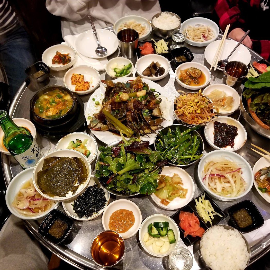 Yuk Jun Gui - Galbi, Fresh live eel, Makchang 1