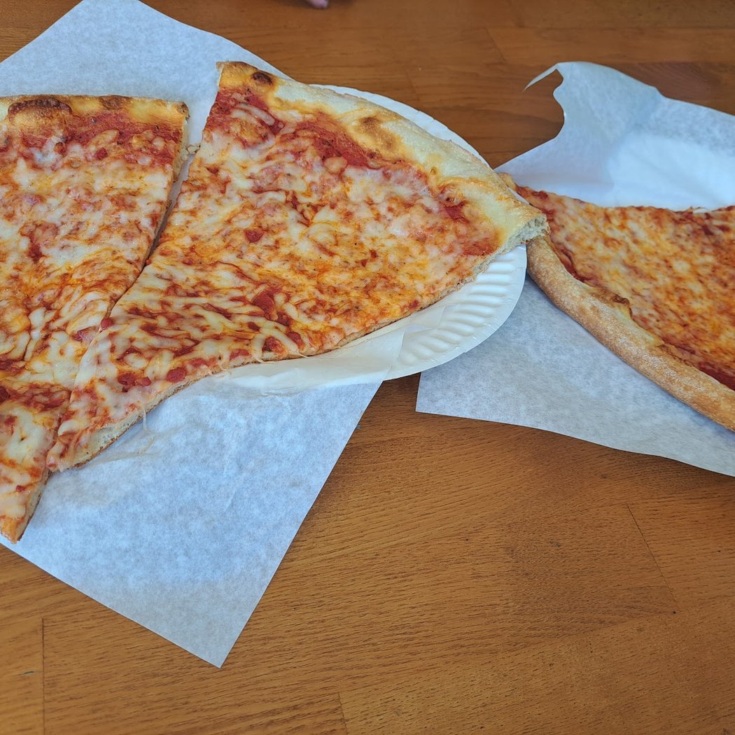 Marley G's Pizzeria 4