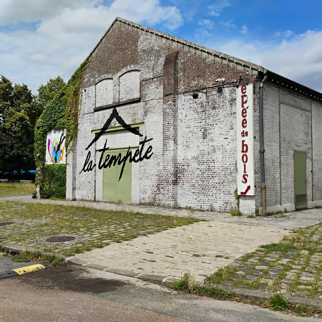 AU-DELA DE TOUTE MESURE 2