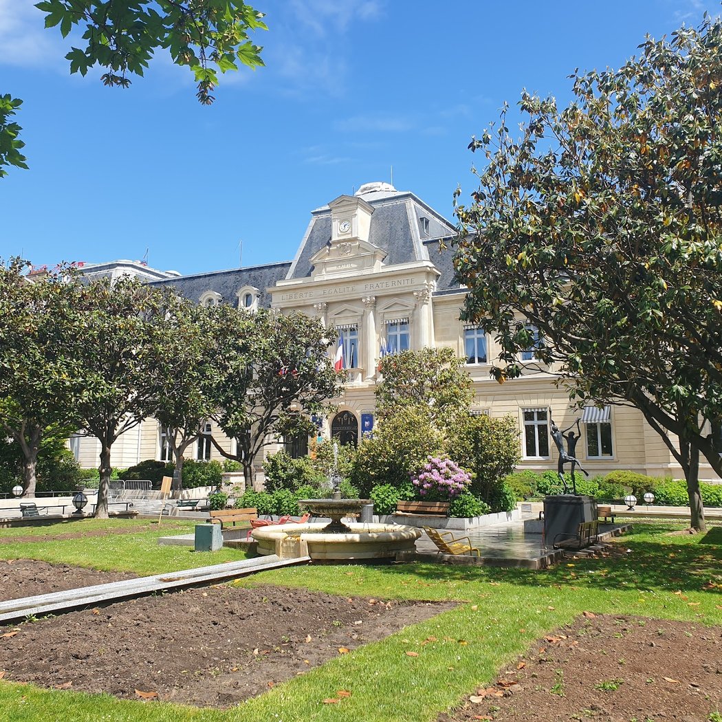 Town Hall of Clichy-la-Garenne 3