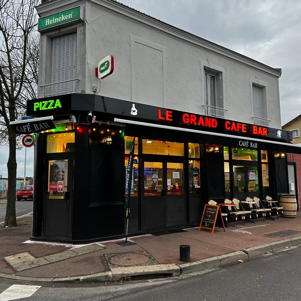 Le Grand Café Bar 2