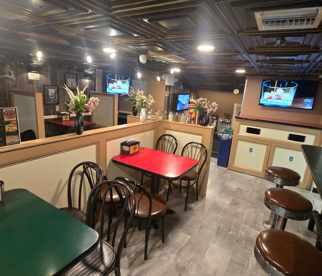 The Grotto Pizzeria 3