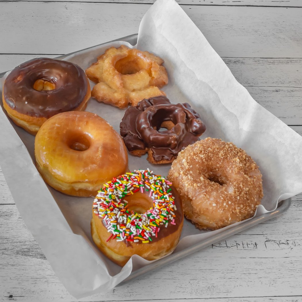San Carlos Chuck's Donuts 1