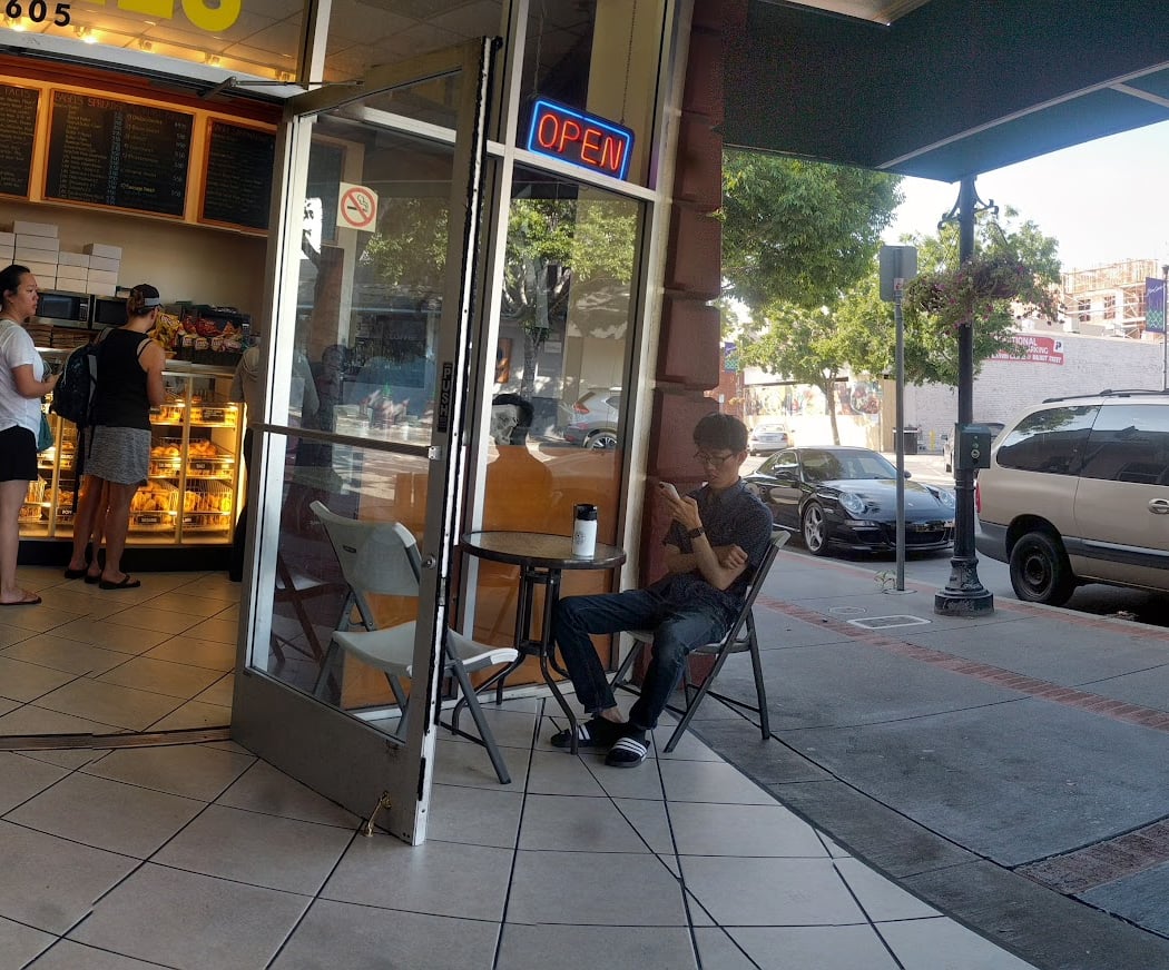 House of Bagels 2