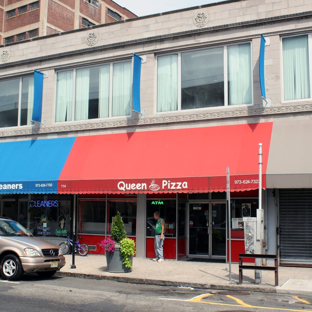 Queen Pizza 2
