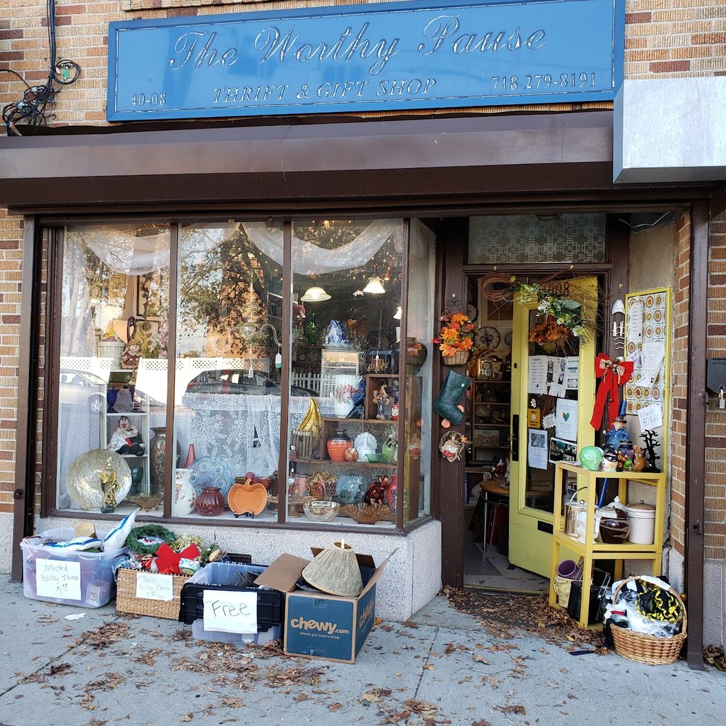 The Worthy Pause Thrift & Gift Shop 4