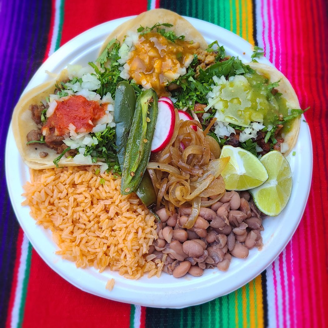 Tacos Y Mas Catering 1