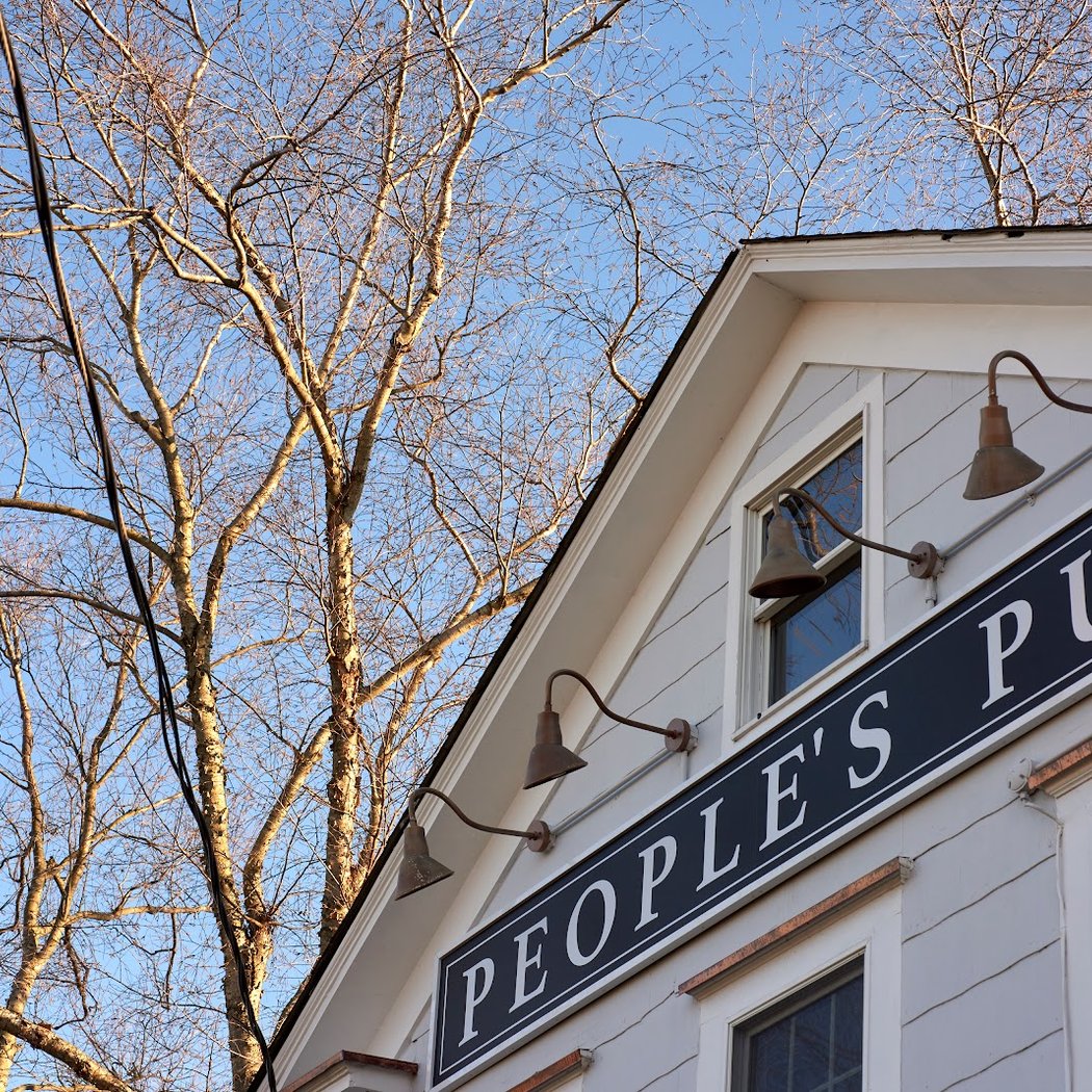 People's Pub Bayport 2