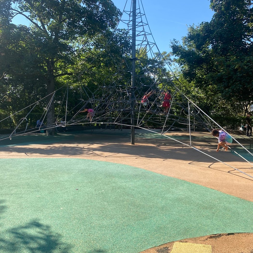 Parc Philippe Pinel 3