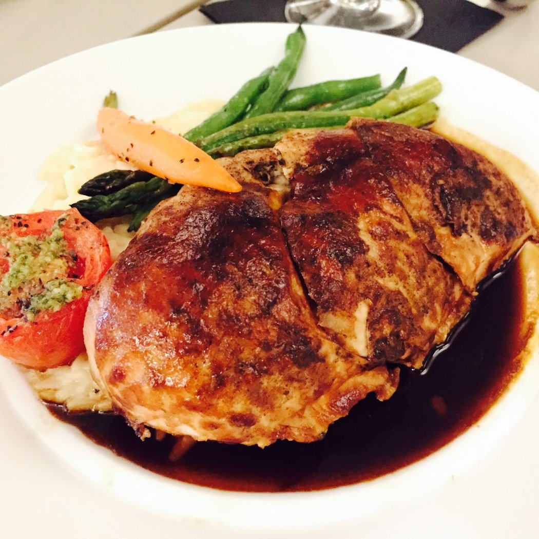 Cabana Cove Restaurant & Bar 5