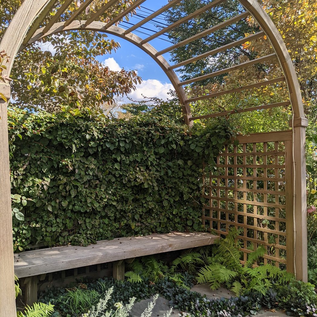 Shakespeare in the Garden 1