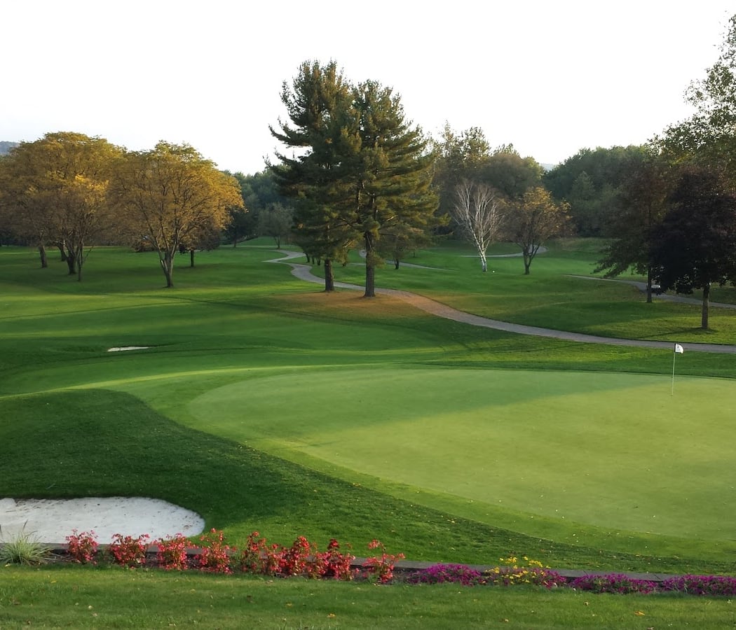 En-Joie Golf Club 1