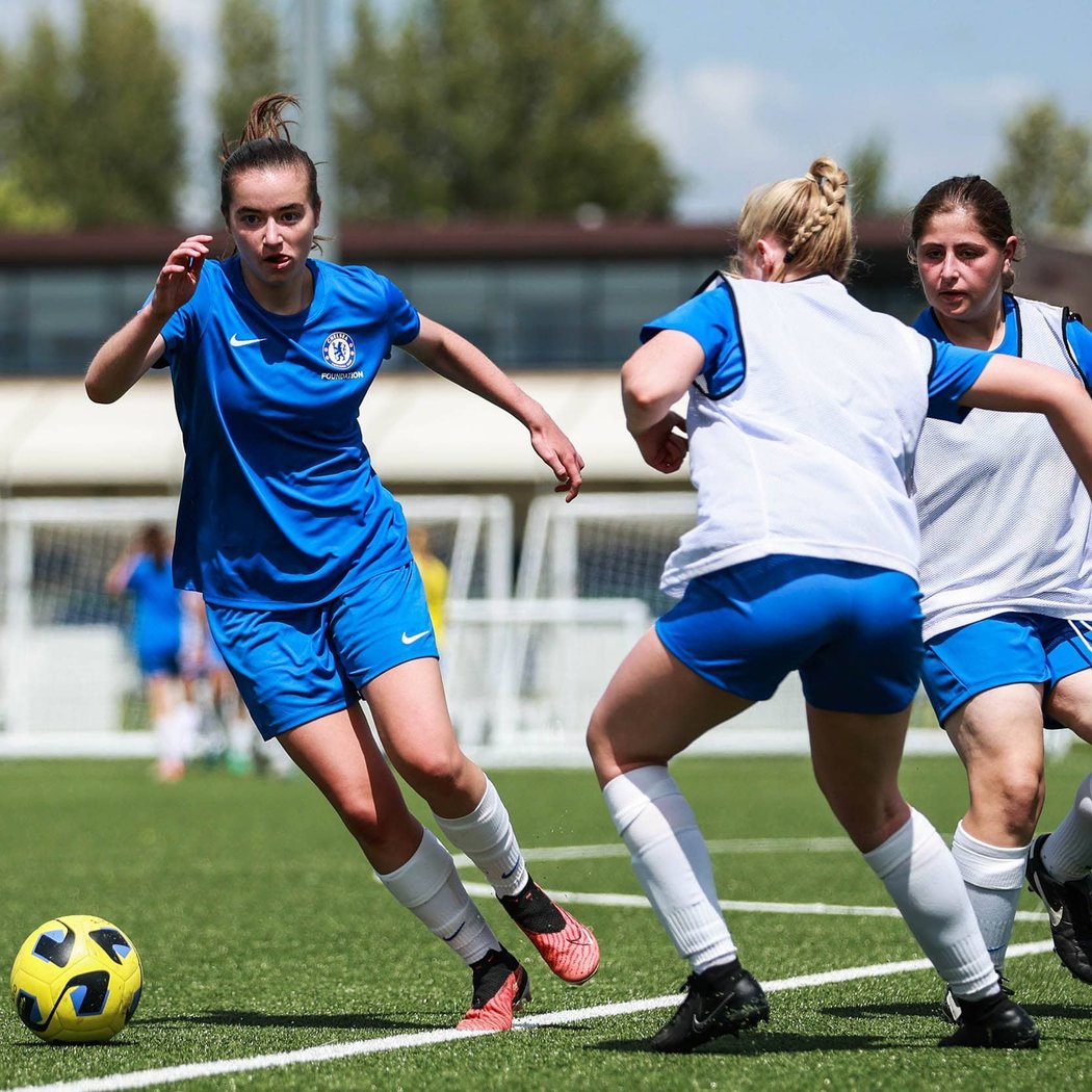Girls Kick 3