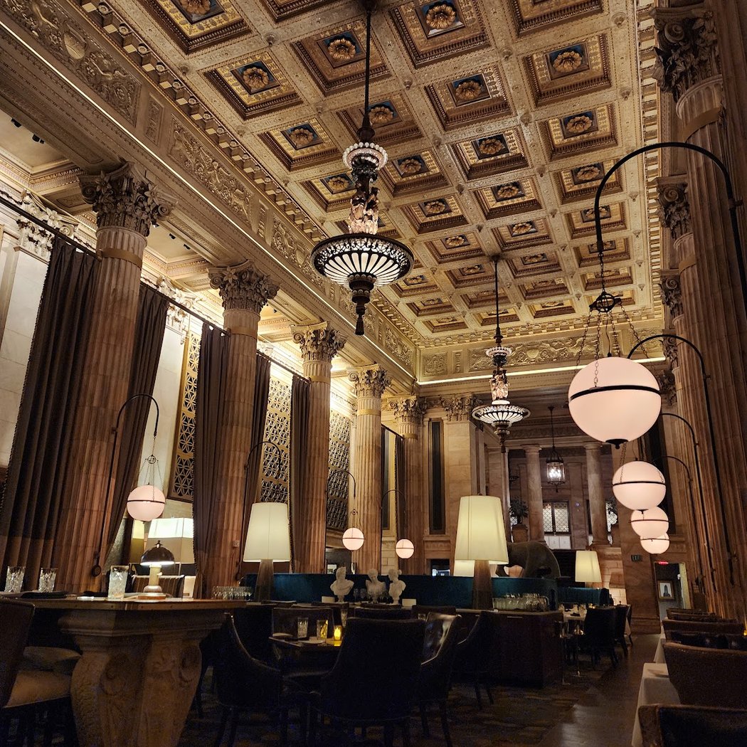 Marble Room Steaks and Raw Bar 3