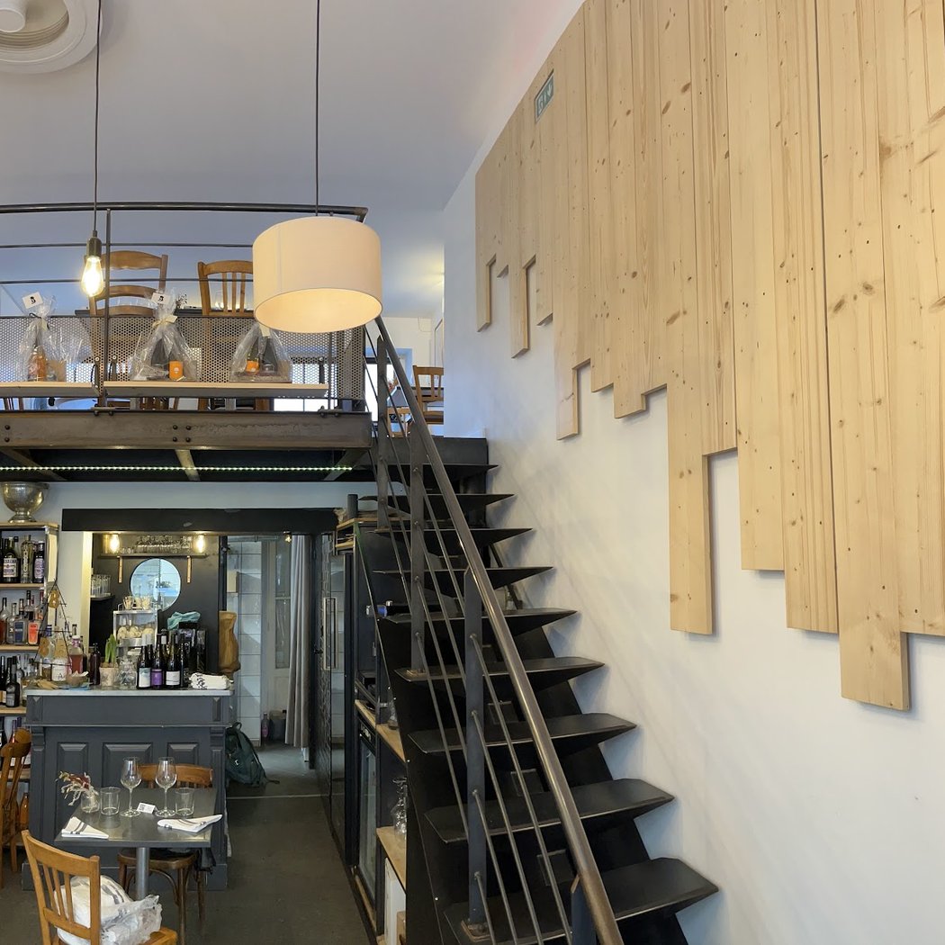 BISTRO B 2