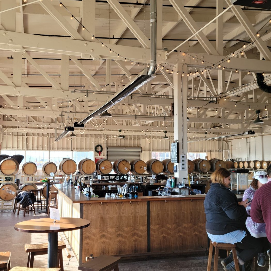 Riggers Loft Wine Company-R&B Cellars 3