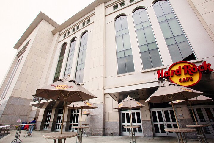 Yankee Stadium Hard Rock Cafe Dining Experience 2