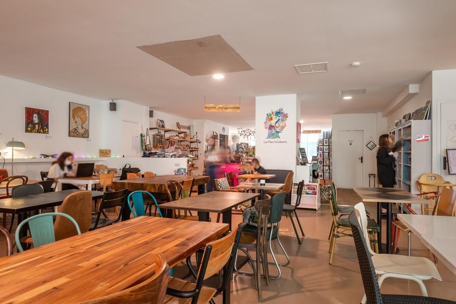 L'Ethique Café & Restaurant 2
