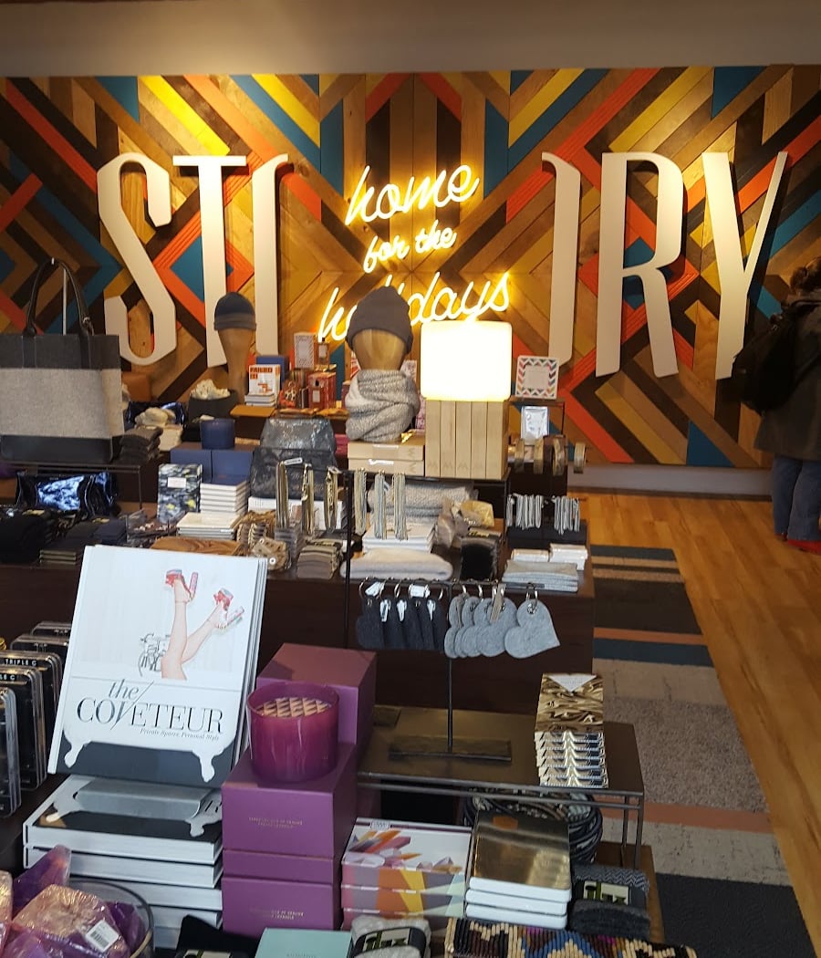 STORY at Macy's 1