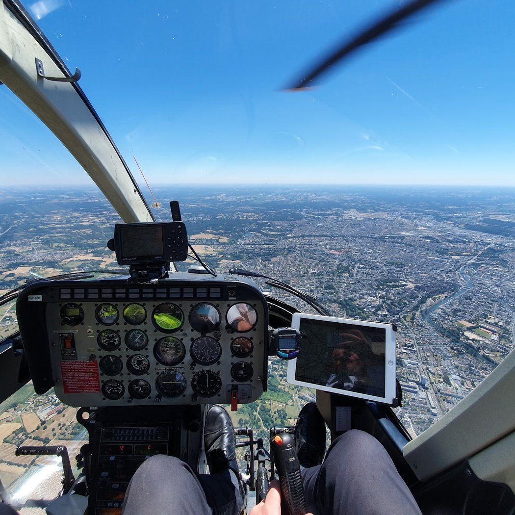 AIR TOURAINE HELICOPTERE 4