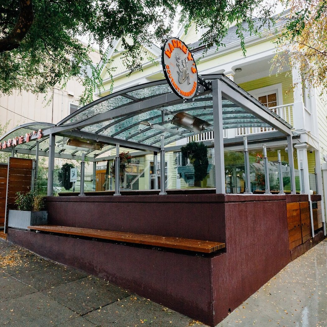 Barney's Gourmet Hamburgers 2