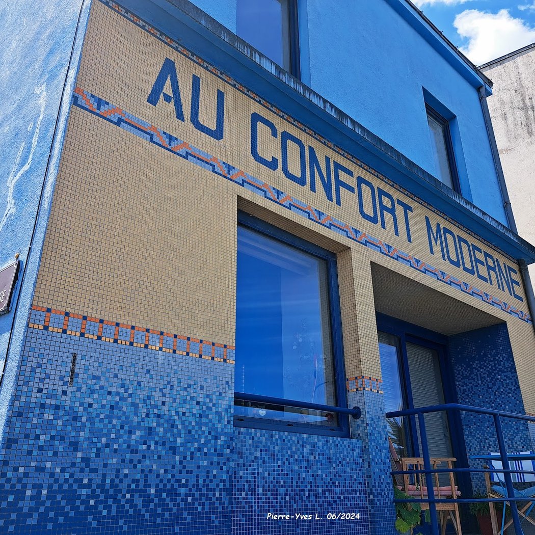 Au Confort Moderne 1
