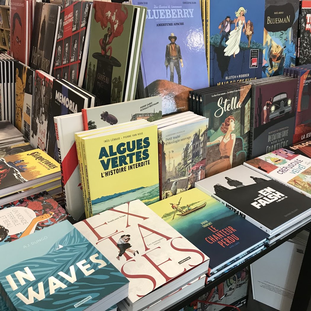 Expositions, dédicaces et lectures en anglais 1