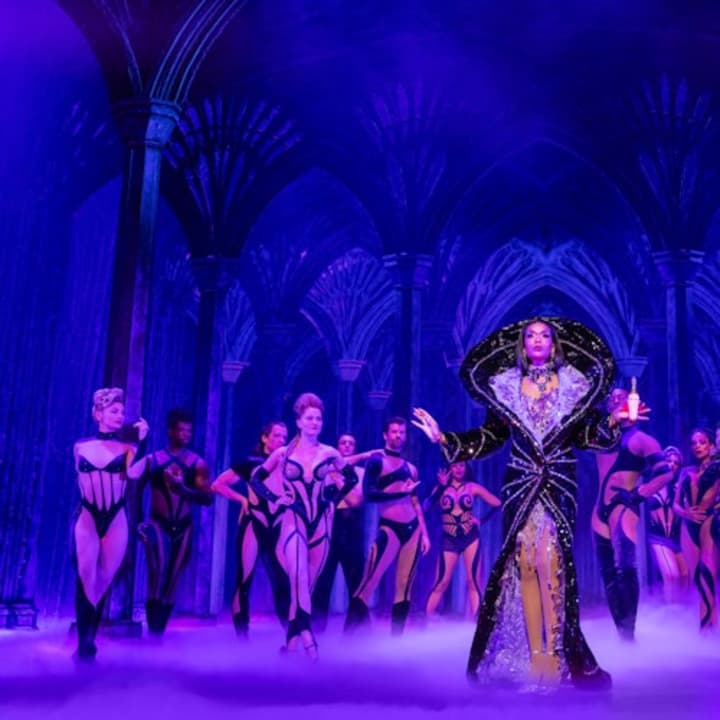 Death Becomes Her on Broadway 3