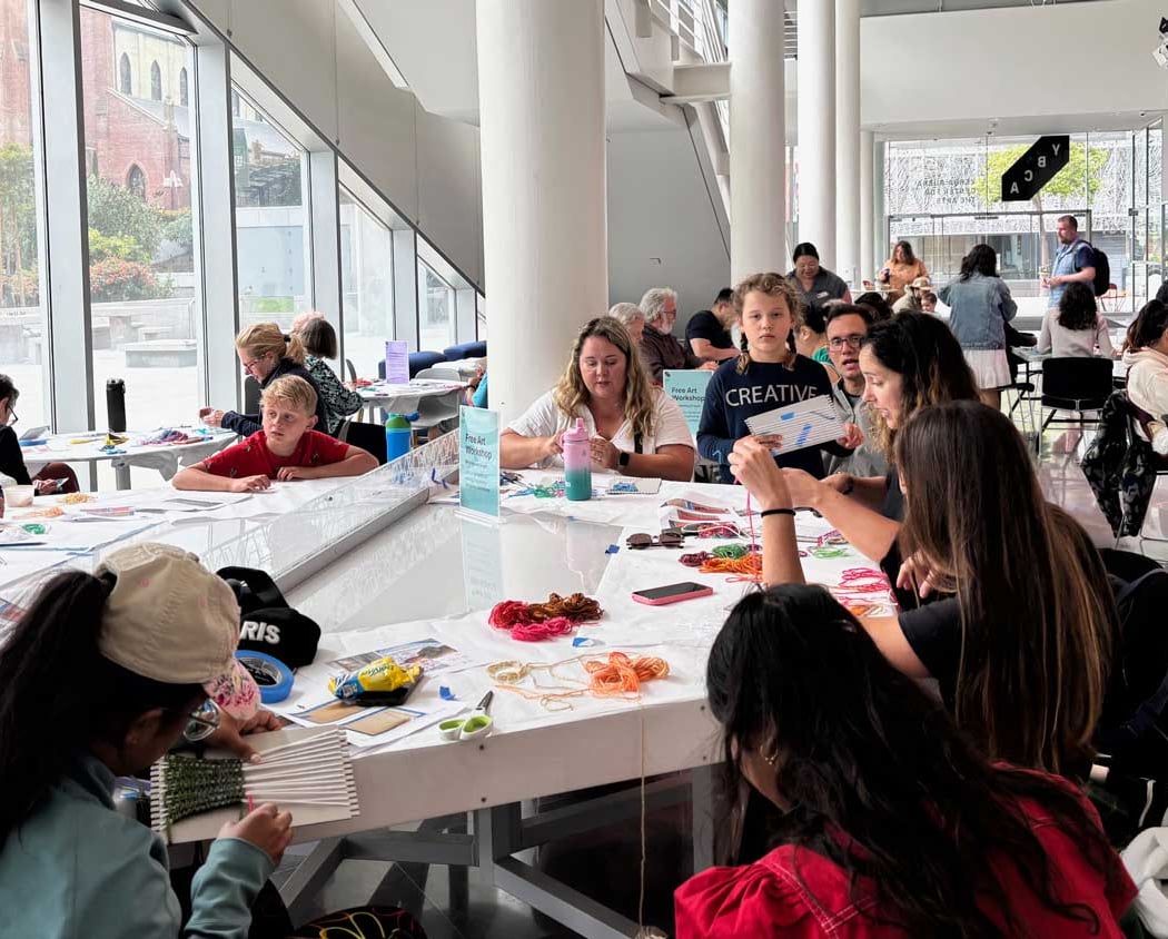 Free Art Workshop: Yarn Weaving 2