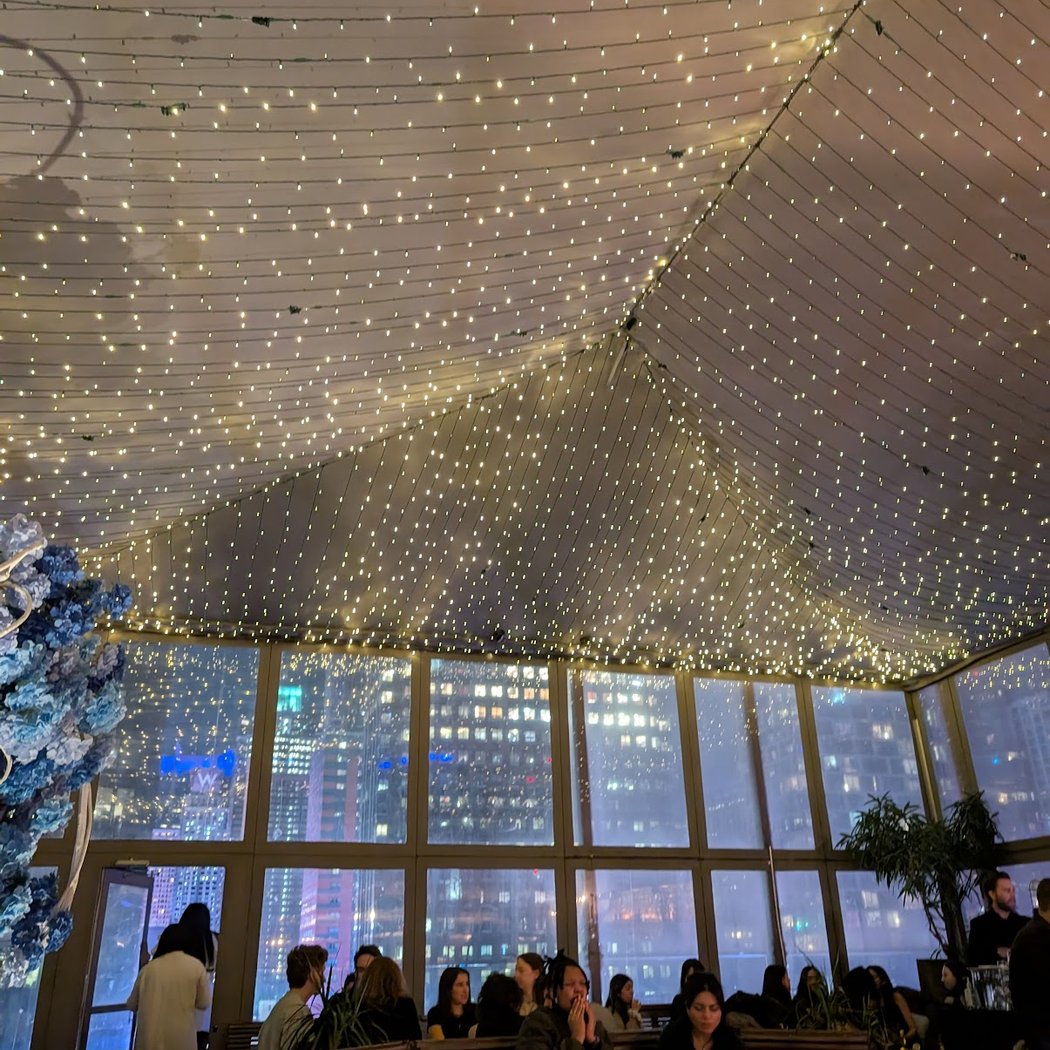 Midwinter Night’s Dream pop-up 1