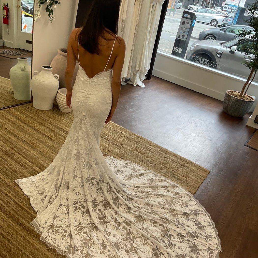 Grace Loves Lace - San Francisco Bridal Boutique 3