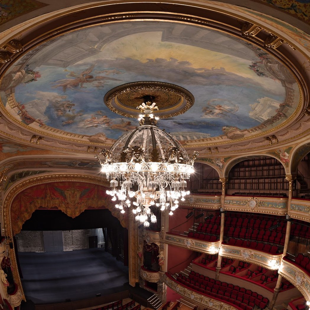 Théâtre Molière Sète National Stage and the Bassin de Thau 2