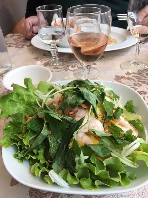 La Petite Table De Saigon 2