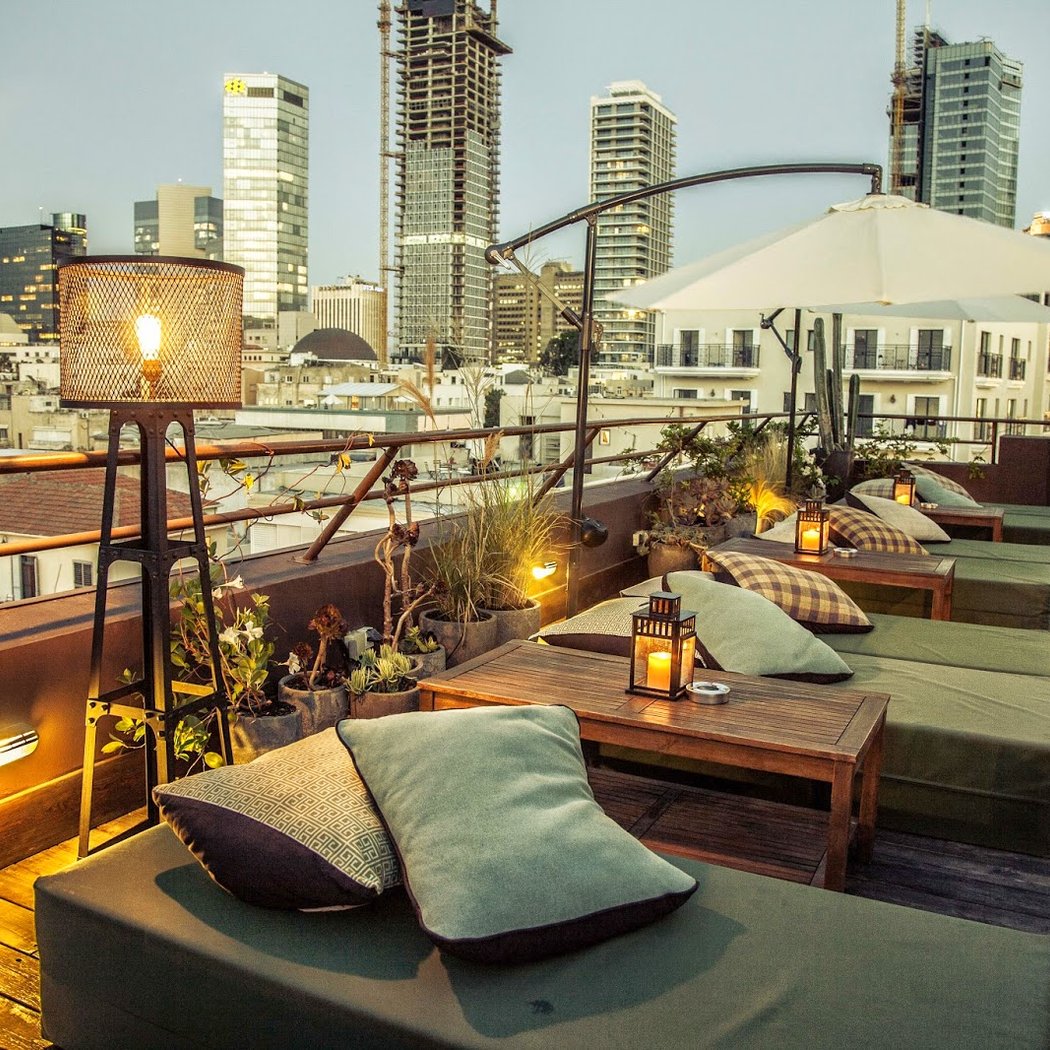 Brown TLV Urban Hotel 2