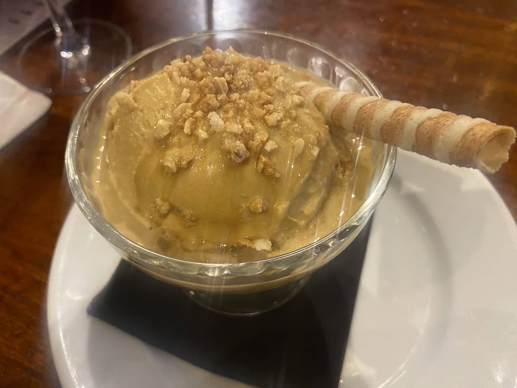 Bar Dos de Mayo 4